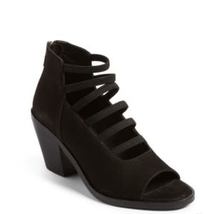 Eileen Fisher James Strappy Sandal